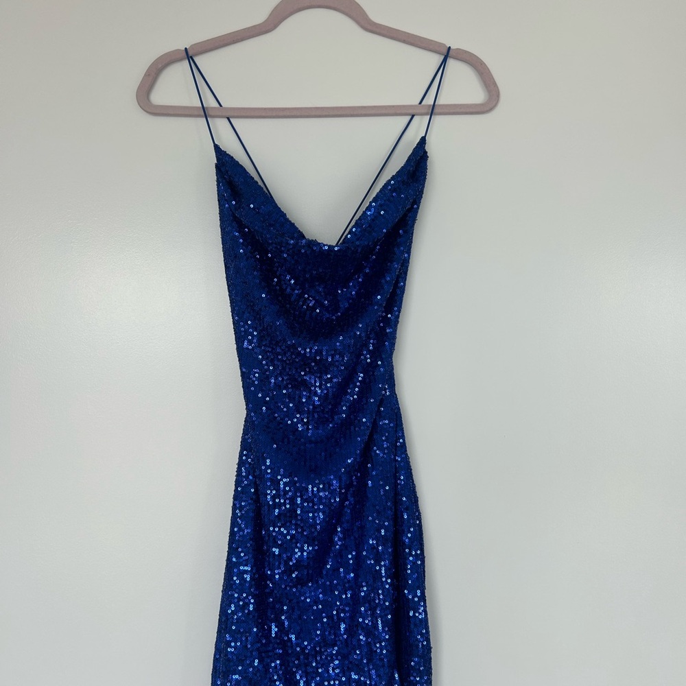 Elegant Blue Sequin Dress